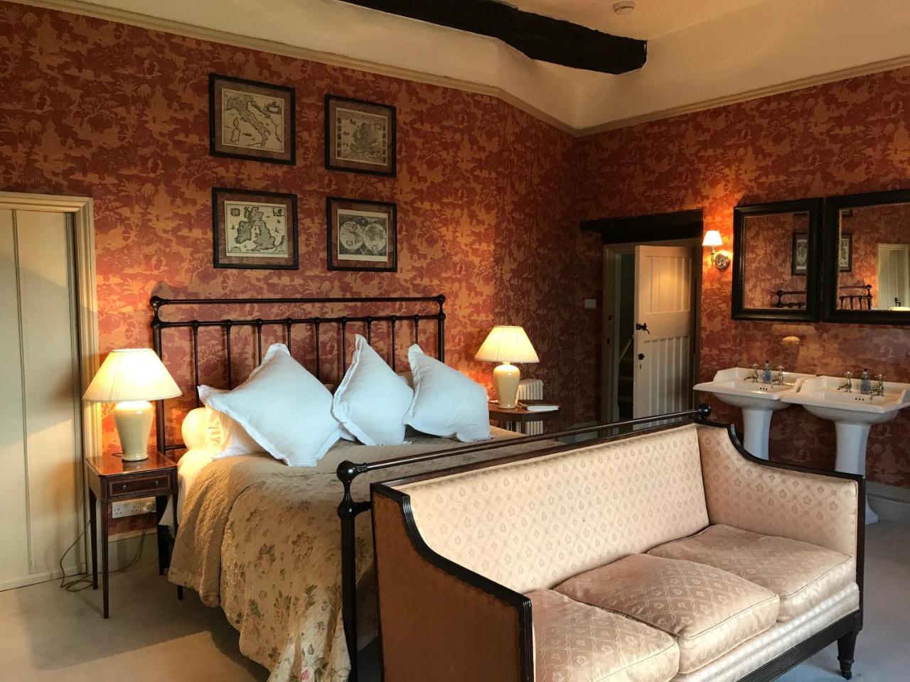 Borough Court Guest House Hook  Ngoại thất bức ảnh
